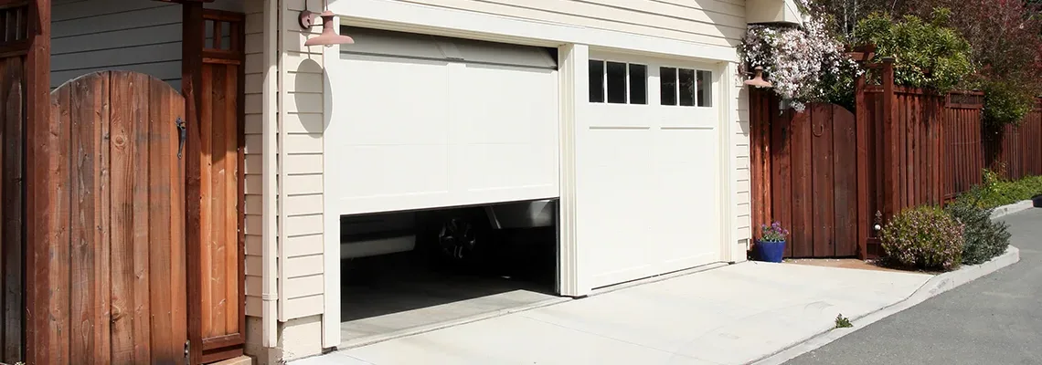 Repair Garage Door Won't Close Light Blinks in North Miami Beach, Florida