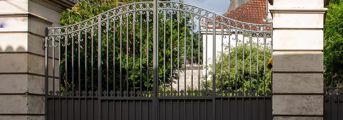 Wooden Swing Gate Repair in North Miami Beach, FL